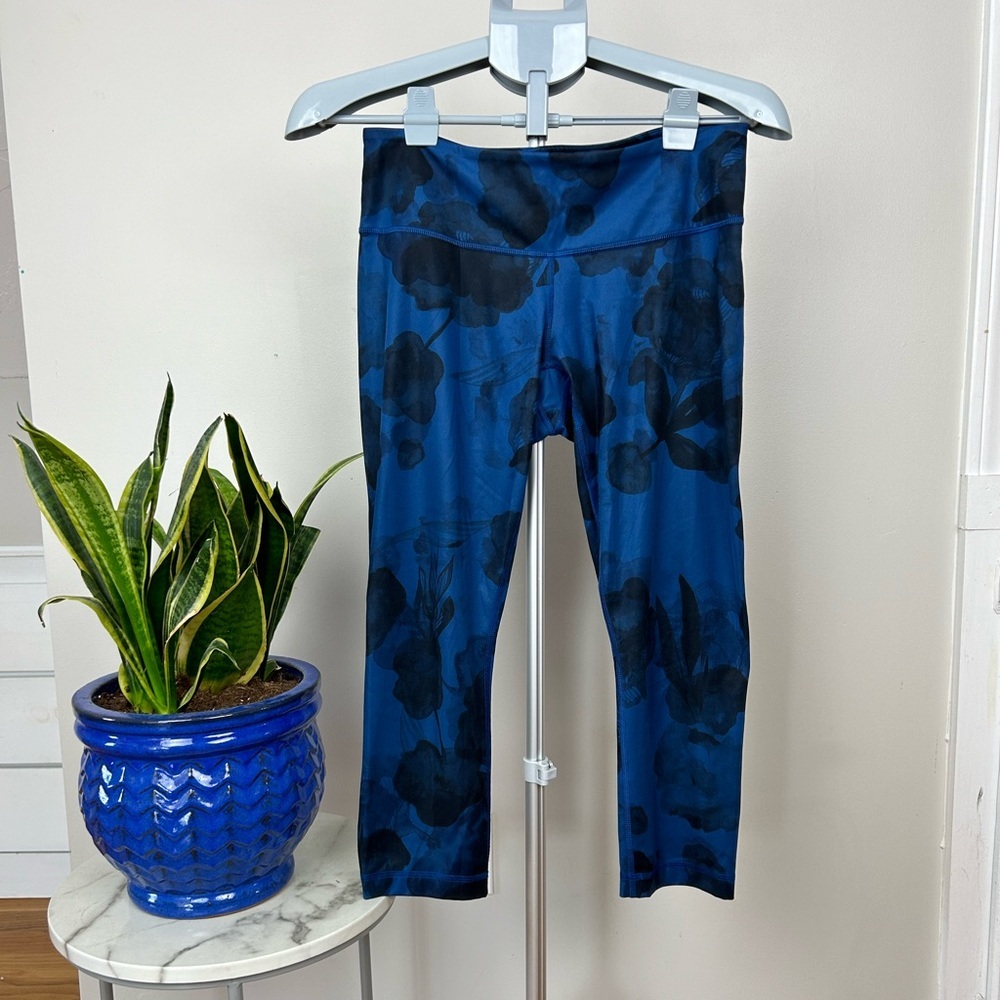 LULULEMON Inky Floral Blue Print Leggings